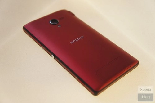 Ảnh thực tế sony xperia zl bản đặc biệt màu đỏ - 1