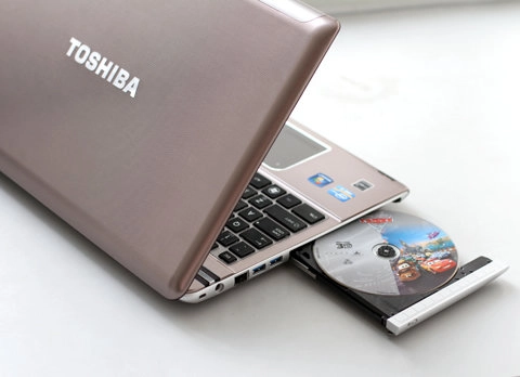 Ảnh thực tế toshiba satellite p850 tại vn - 13