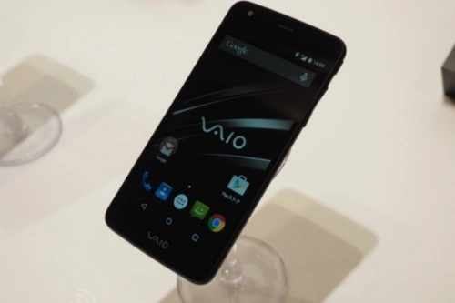 Ảnh thực tế vaio phone - 1