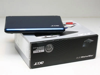 Aspire one 10 inch giá 350 usd - 2