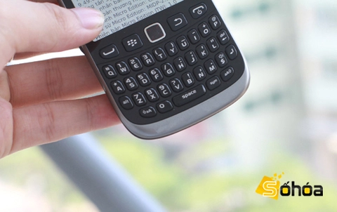 Blackberry 9320 lộ diện tại việt nam - 10