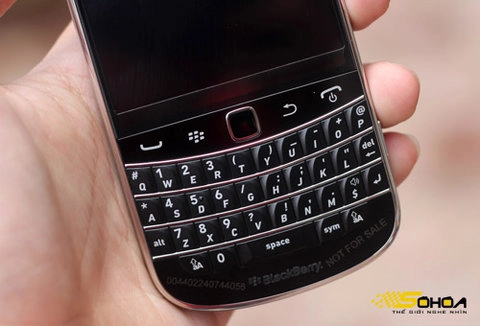 Blackberry bold 9900 xuất hiện ở hà nội - 3