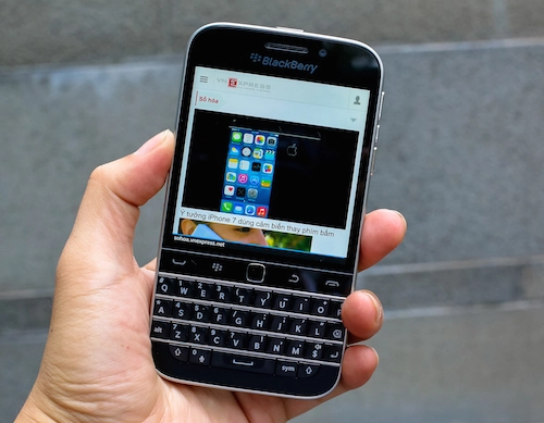 Blackberry classic xuất hiện tại vn một ngày sau khi ra mắt - 1