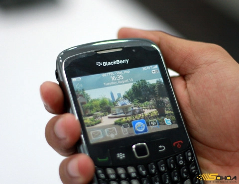 Blackberry curve 3g 9300 tại tp hcm - 2