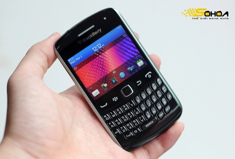 Blackberry curve mỏng nhất về vn - 3
