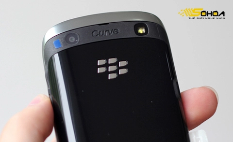 Blackberry curve mỏng nhất về vn - 7