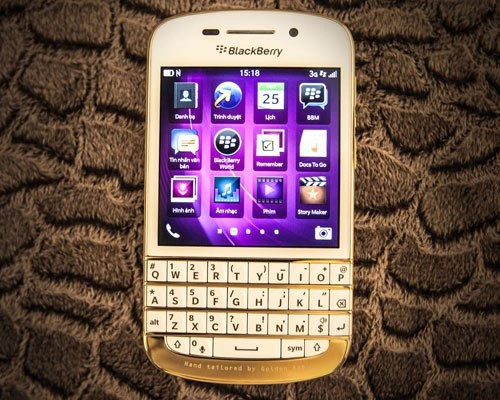 Blackberry q10 mạ vàng xuất hiện ở việt nam - 6