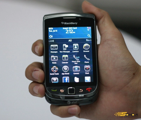 Blackberry torch về vn giá 175 triệu - 4