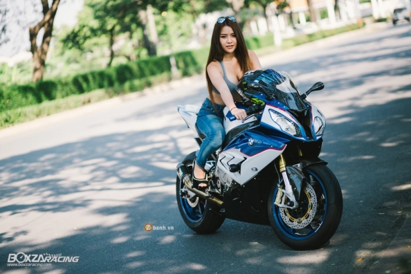 Bmw s1000rr 2015 đọ dáng cùng cô nàng đầy quyến rũ - 3