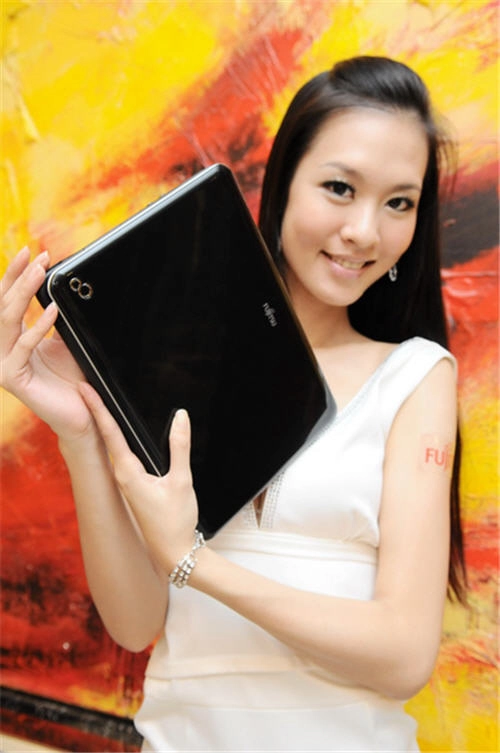 Bộ ba lifebook mới của fujitsu - 1