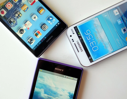 Bộ ba smartphone tầm trung màn hình lớn hai sim đọ dáng - 3