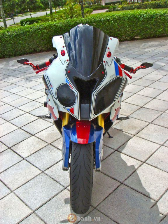 Cá mập lên bờ - bmw s1000rr với đầy đủ vũ khí hạng nặng - 4