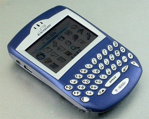Các mẫu blackberry đình đám từ năm 2000 - 3