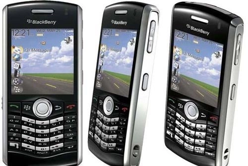 Các mẫu blackberry đình đám từ năm 2000 - 5