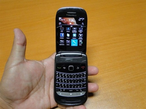 Các mẫu blackberry đình đám từ năm 2000 - 10