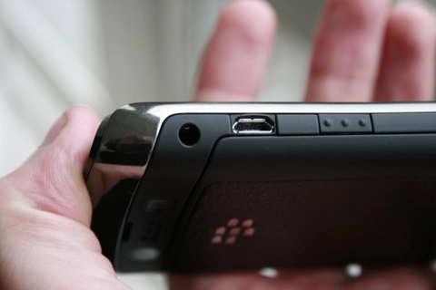 Cận cảnh blackberry bold 9700 - 10