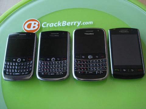 Cận cảnh blackberry niagara 9630 - 8