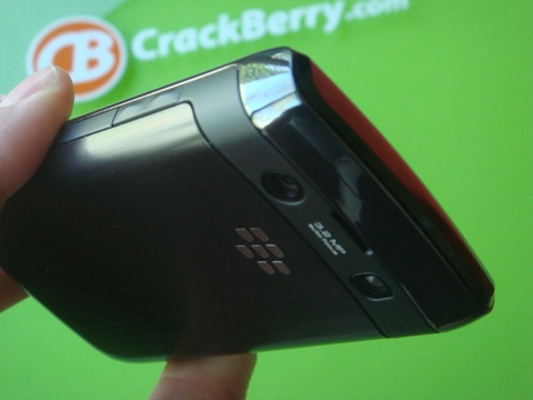 Cận cảnh blackberry onyx - 9