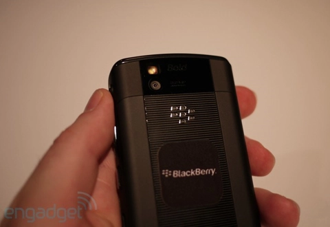 Cận cảnh chiếc blackberry bold thứ ba - 5