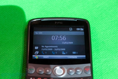 Cận cảnh htc snap - 14