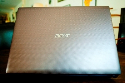 Cận cảnh laptop acer aspire 4738z - 7