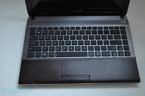 Cận cảnh laptop làm từ tre của asus - 7