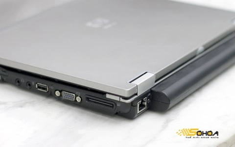 Cận cảnh laptop siêu bền giá rẻ của hp - 7