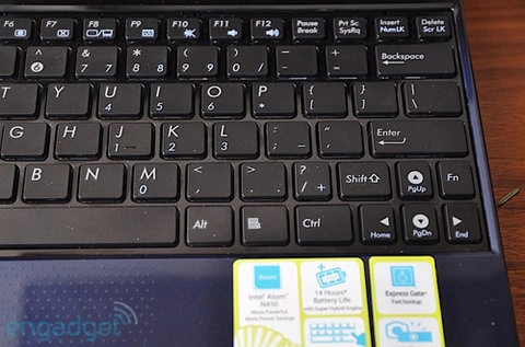 Cận cảnh netbook pine trail đầu tiên - 12