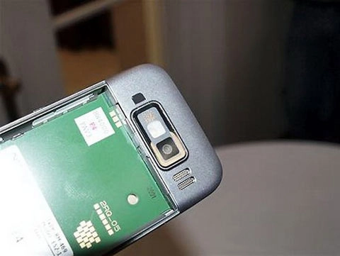 Cận cảnh nokia e52 - 11