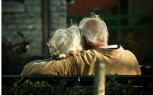 Cụ ông 80 tiết lộ những điều hay ho về hạnh phúc từ cuộc tình 60 năm - 3