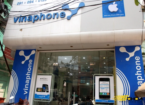 Cửa hàng bán iphone trước giờ g - 2