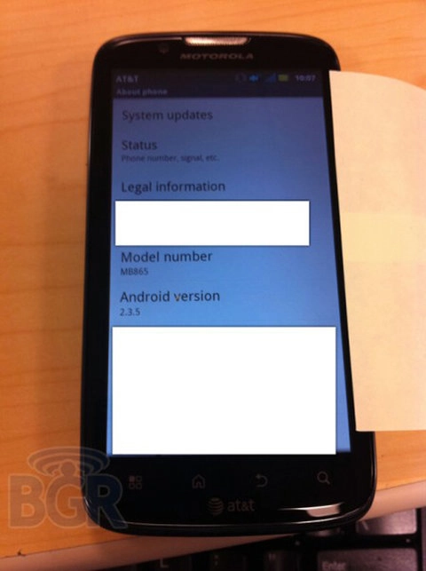 đàn em của motorola atrix lộ ảnh - 3