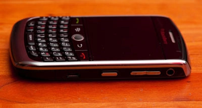 đập hộp blackberry curve 8900 - 35