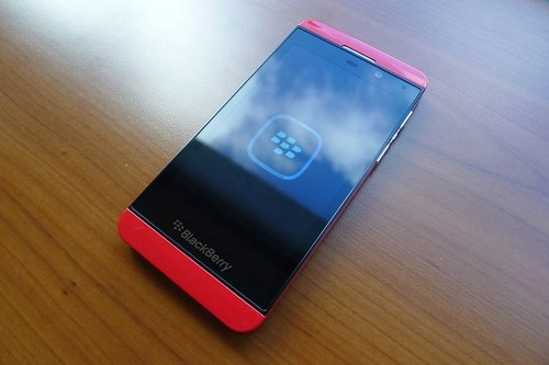 Đập hộp blackberry z10 màu đỏ - 3