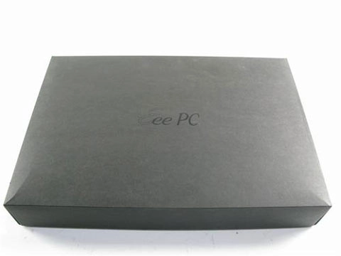 đập hộp netbook ổ quang đầu tiên - 1