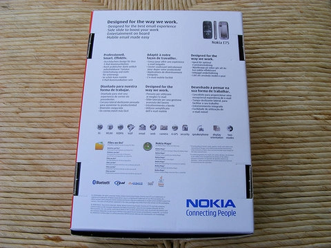 đập hộp nokia e75 - 5