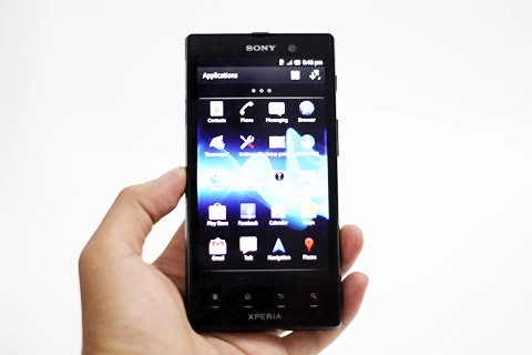 đập hộp sony xperia ion chính hãng tại vn - 1