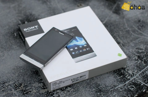 đập hộp sony xperia p chính hãng 12 triệu - 1