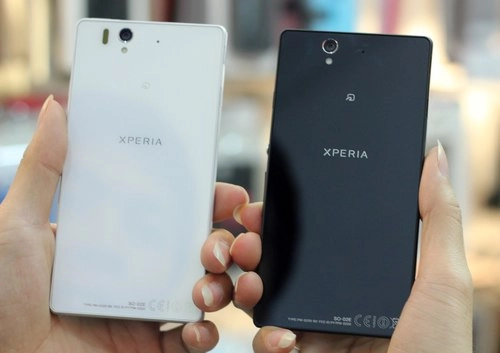 đập hộp sony xperia z đầu tiên về vn - 2