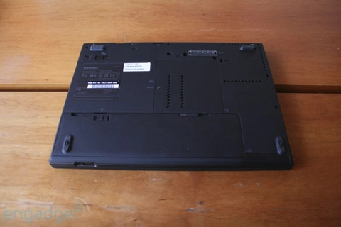 đập hộp thinkpad t400s - 7