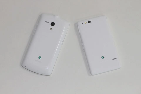 đập hộp xperia neo l và go chính hãng - 8