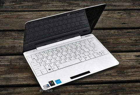 Đi biển mùa hè với eee pc seashell - 5