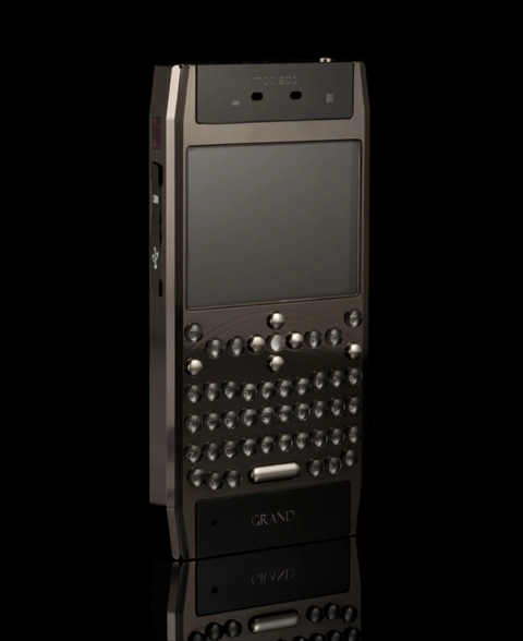 Di động mobiado giống nokia e71 - 6