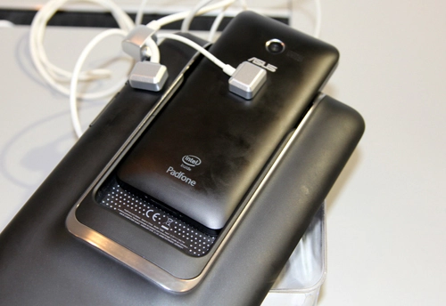 Điện thoại lai máy tính bảng lai cỡ nhỏ padfone mini - 3
