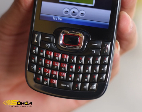 Đối thủ nokia e72 từ samsung - 5