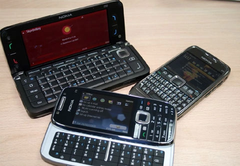 Dòng họ nokia e-series có bàn phím qwerty - 1