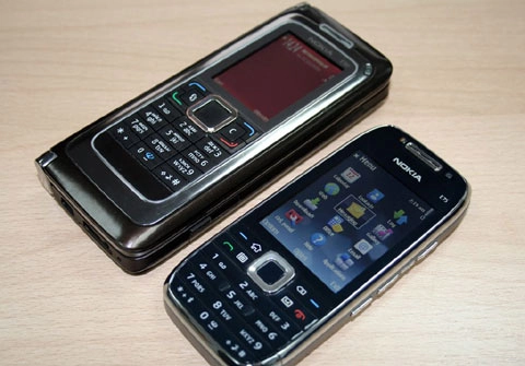 Dòng họ nokia e-series có bàn phím qwerty - 2