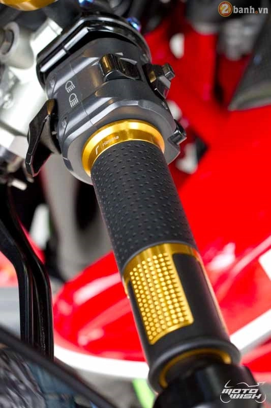 Ducati hypermotard 1100 evo sp với bản độ đầy sang chảnh - 8