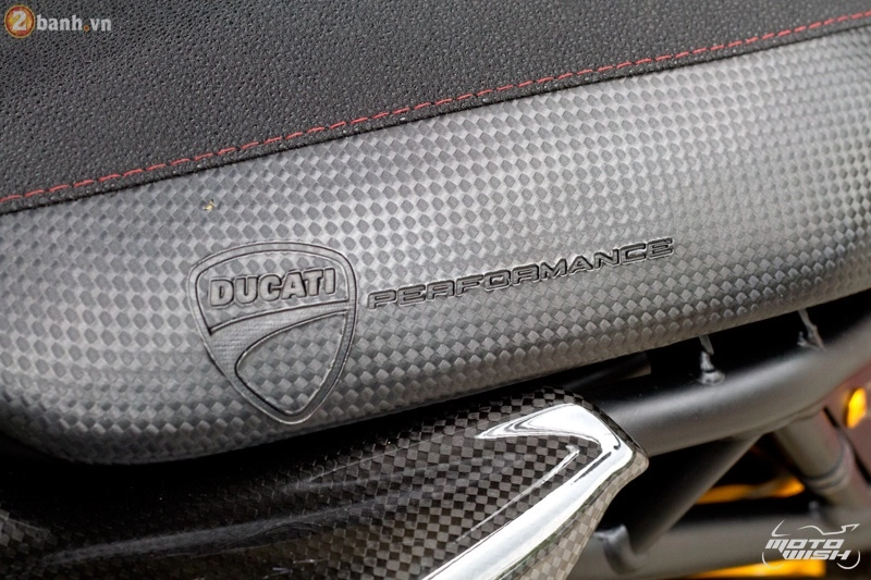 Ducati hypermotard 1100 evo sp với bản độ đầy sang chảnh - 11