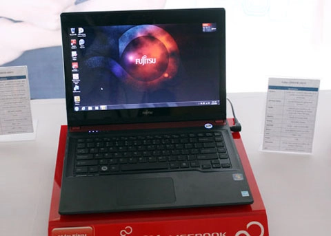 Fujitsu ra ultrabook đầu tiên tại vn - 2